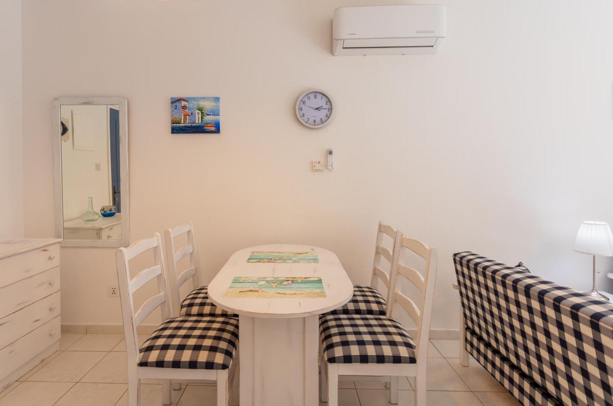 Regina Gardens Lovely Apartment Pafos Exterior foto