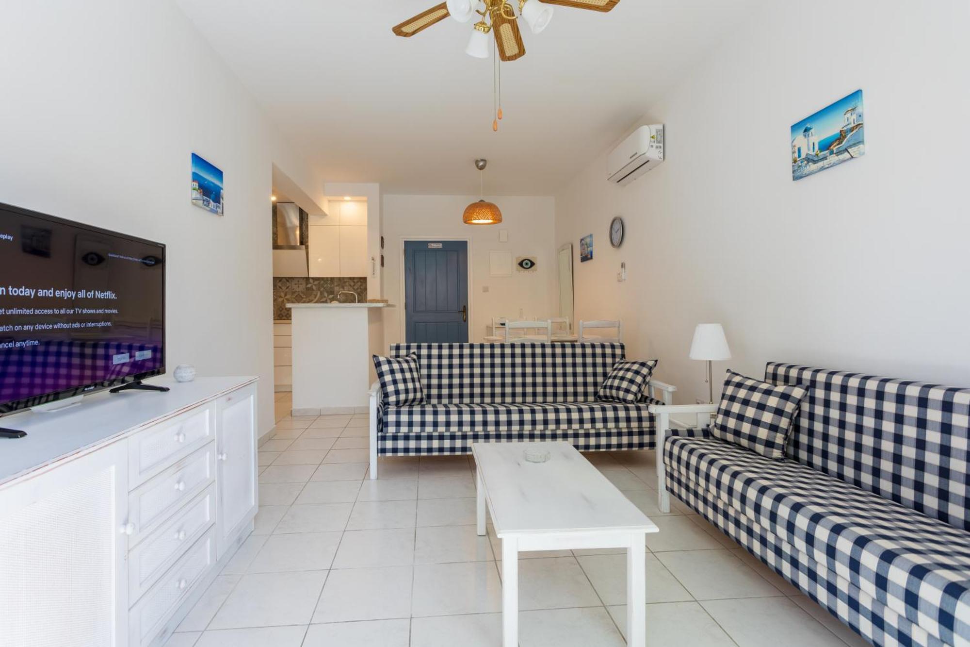 Regina Gardens Lovely Apartment Pafos Exterior foto