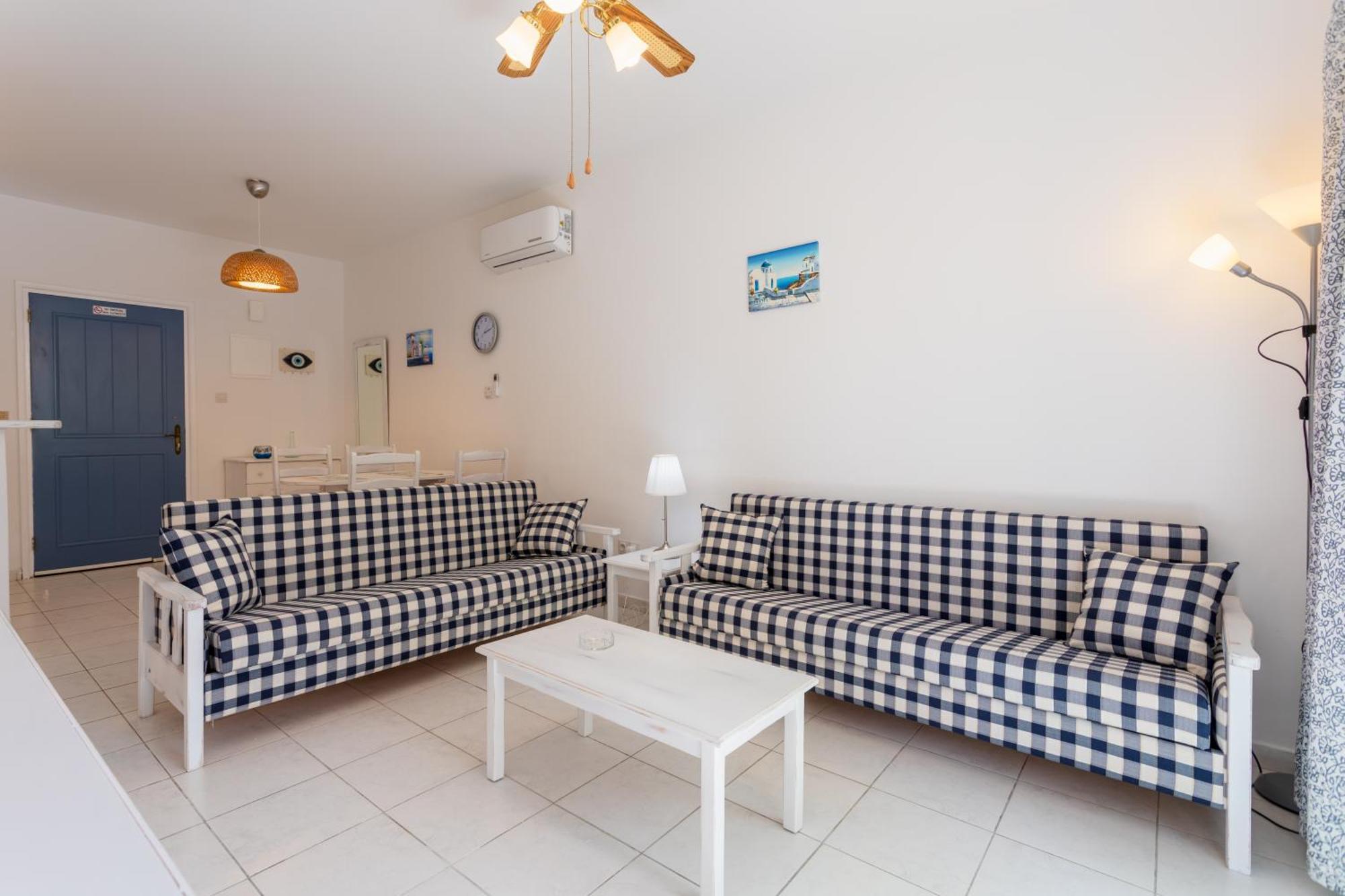 Regina Gardens Lovely Apartment Pafos Exterior foto