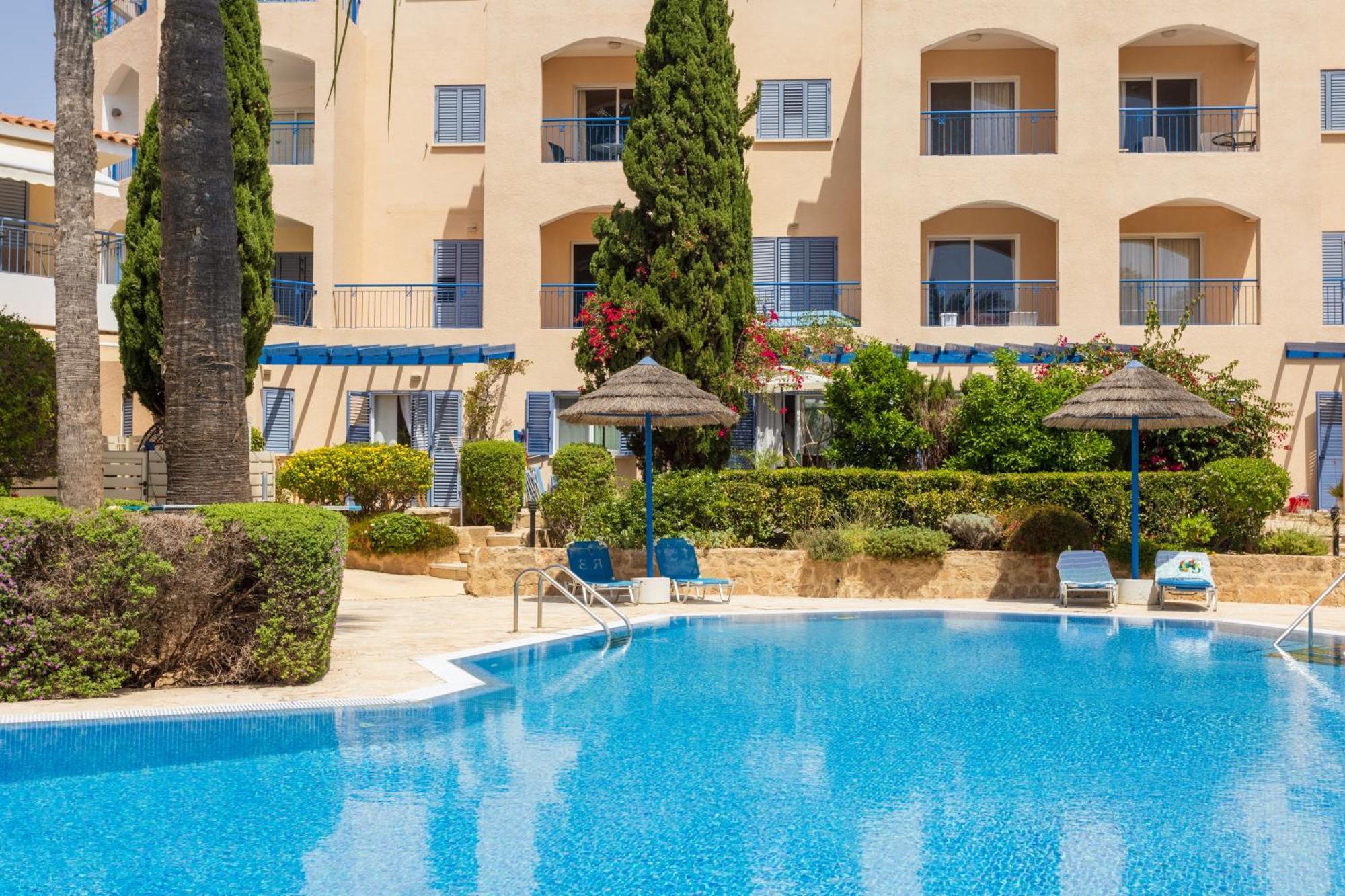 Regina Gardens Lovely Apartment Pafos Exterior foto